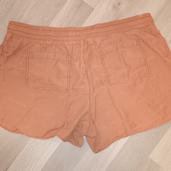 Maurices Shorts - Picture 2 of 2